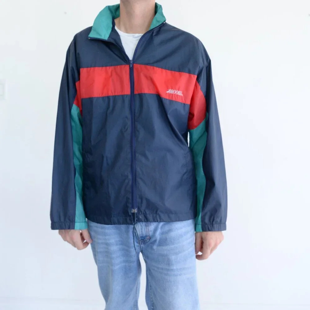 Vintage Brooks Red Navy Zip Waterproof Nylon Stowaway Hood Windbreaker Jacket M